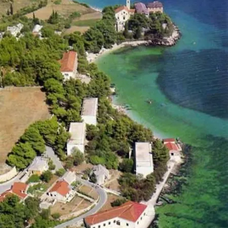 Appartamento Superb 3 Bedrooms, 2 Baths With Terrace And Free Parking *